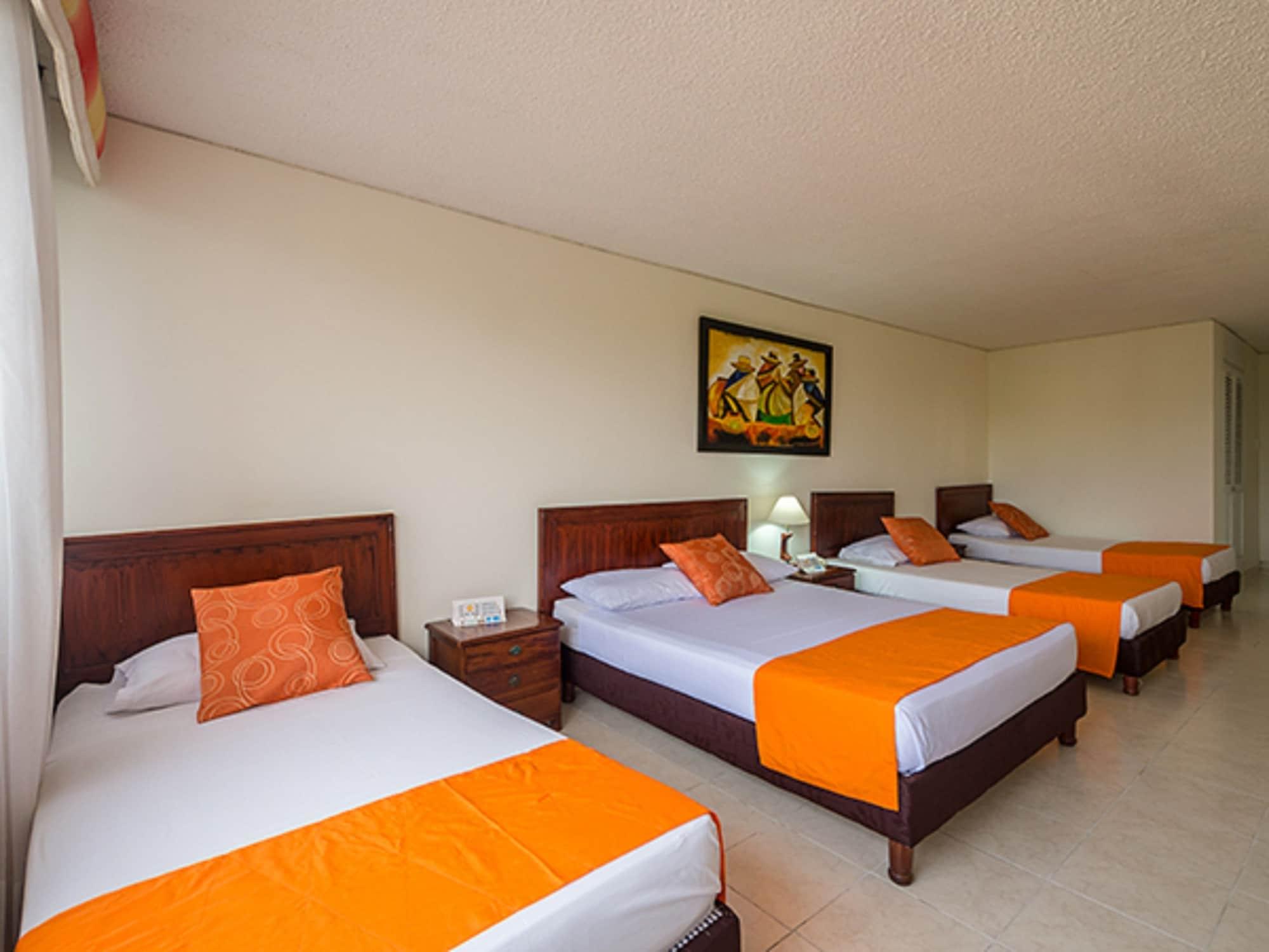 Hotel Del Llano Вилавиченцио Екстериор снимка