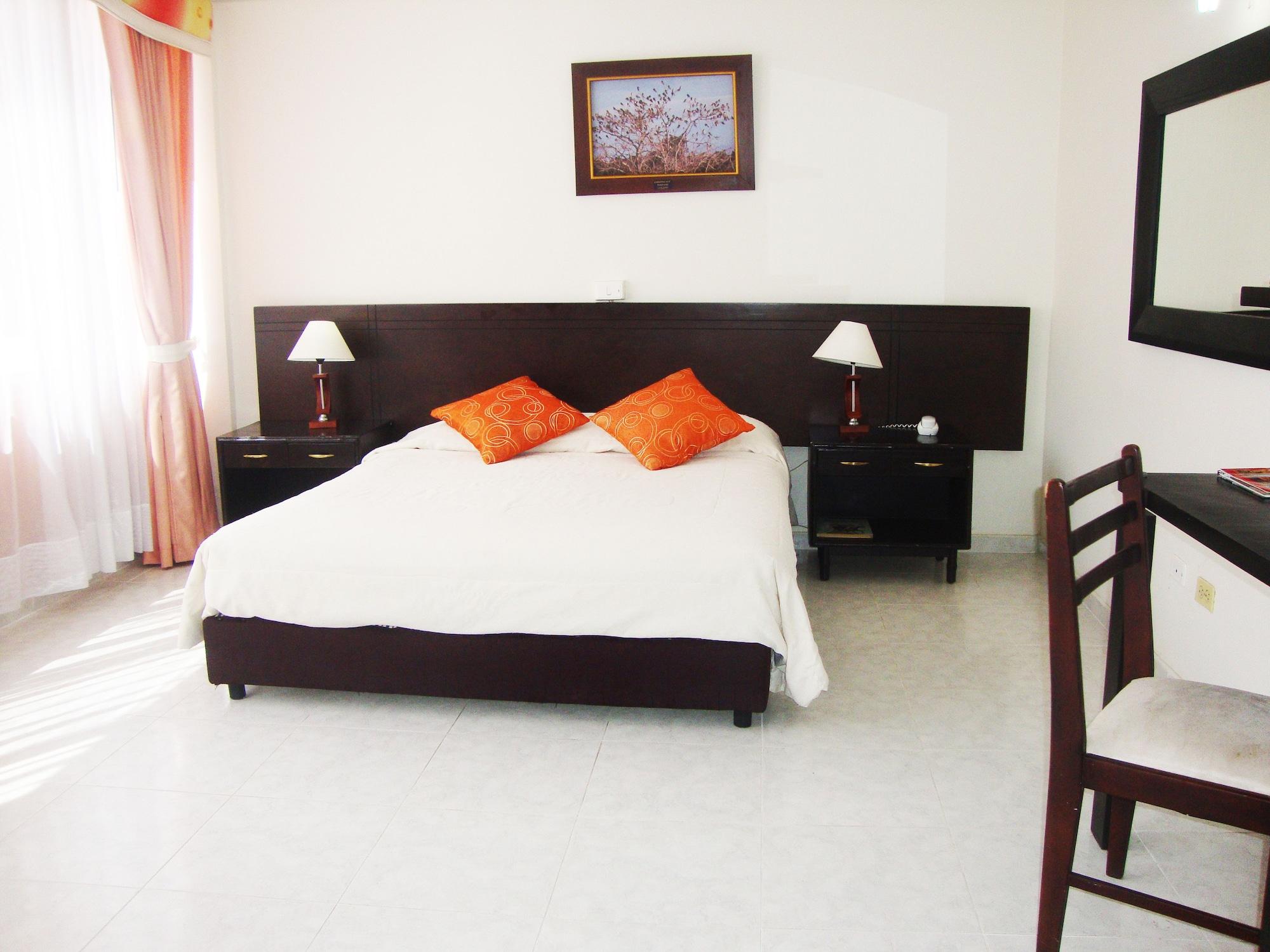 Hotel Del Llano Вилавиченцио Екстериор снимка
