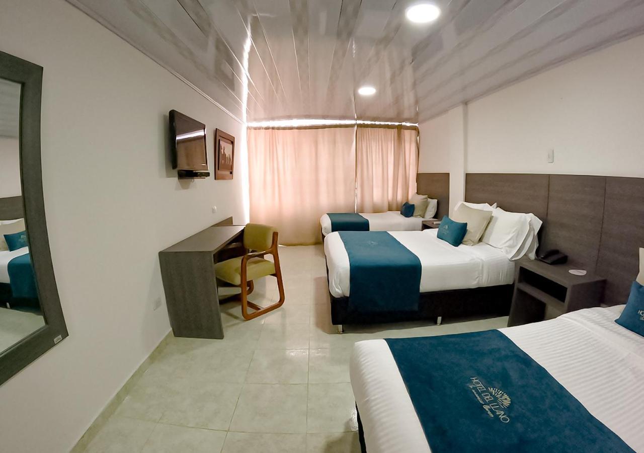 Hotel Del Llano Вилавиченцио Екстериор снимка
