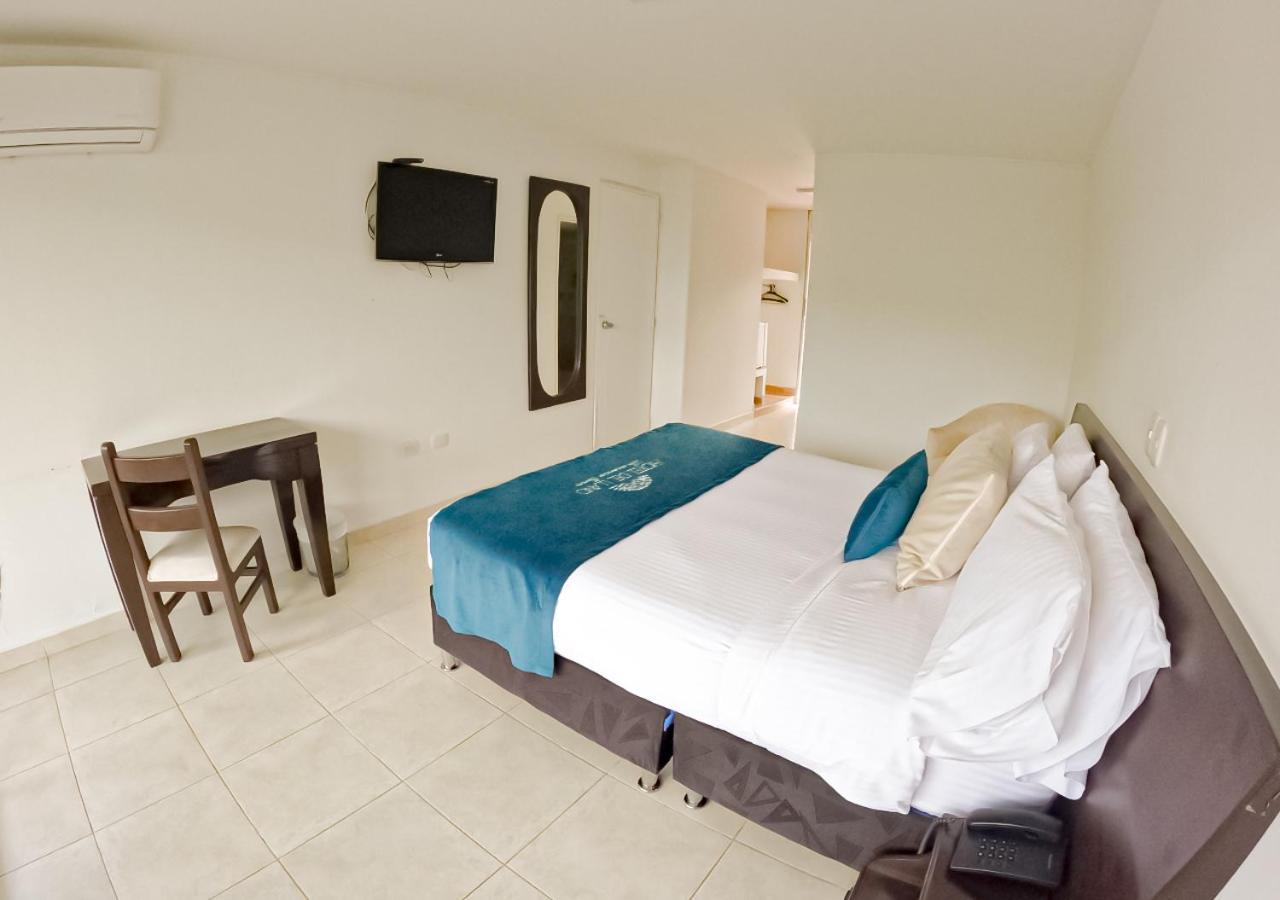 Hotel Del Llano Вилавиченцио Екстериор снимка