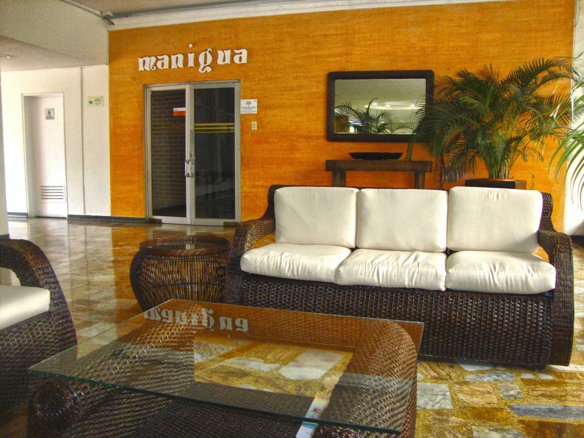 Hotel Del Llano Вилавиченцио Екстериор снимка